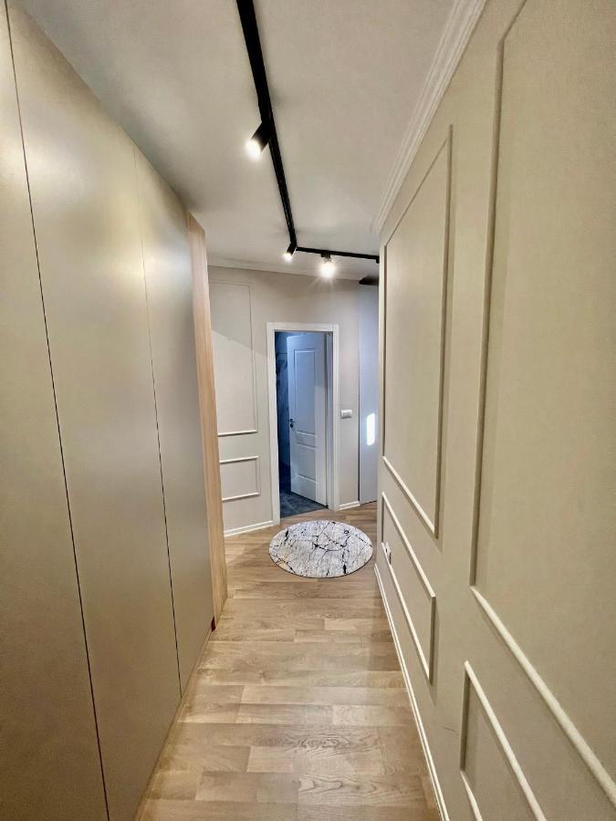 Experience New Bazaar Apartment 01 Тирана Экстерьер фото